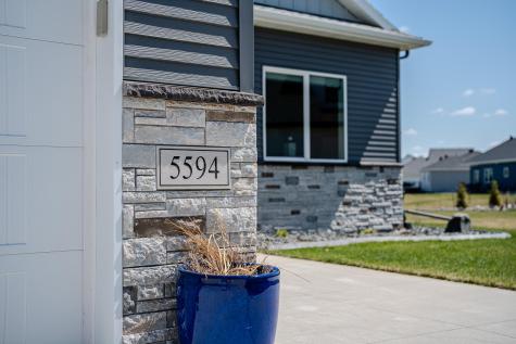 5594 43rd Street S Fargo ND 58104