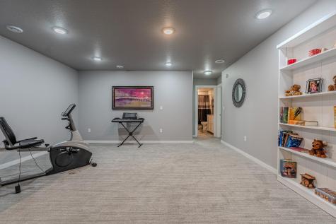5594 43rd Street S Fargo ND 58104
