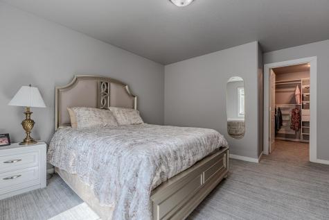 5594 43rd Street S Fargo ND 58104