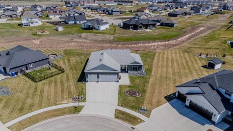 5594 43rd Street S Fargo ND 58104