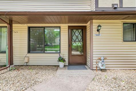 5961 Dellwood Avenue Shoreview MN 55126