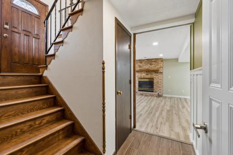 631 Greenway Avenue N Oakdale MN 55128