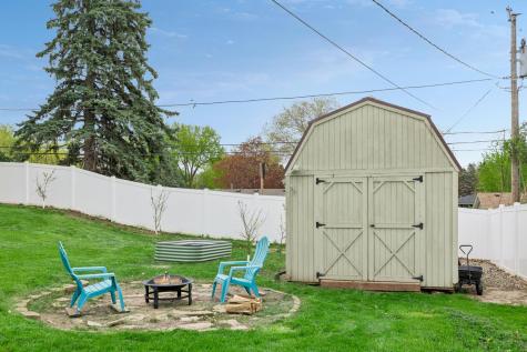 631 Greenway Avenue N Oakdale MN 55128
