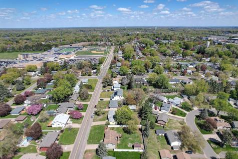 631 Greenway Avenue N Oakdale MN 55128