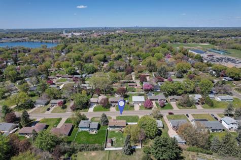 631 Greenway Avenue N Oakdale MN 55128