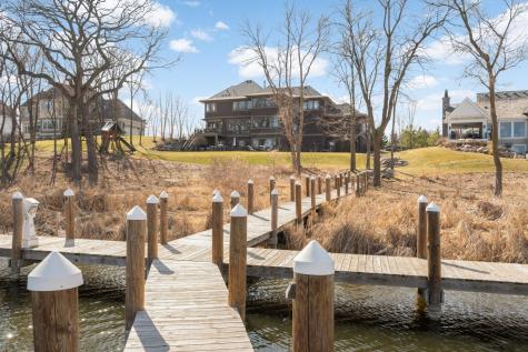 3776 Woodland Cove Parkway Excelsior MN 55331