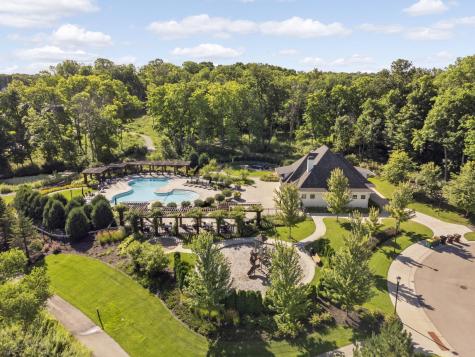 3776 Woodland Cove Parkway Excelsior MN 55331