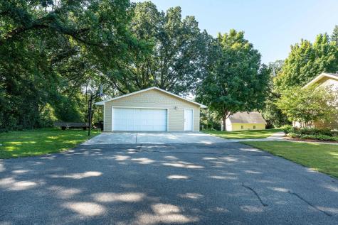 1205 W Alcott Avenue Fergus Falls MN 56537
