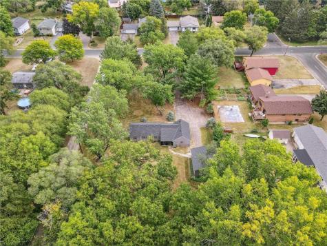7527 Newton Avenue N Brooklyn Park MN 55444