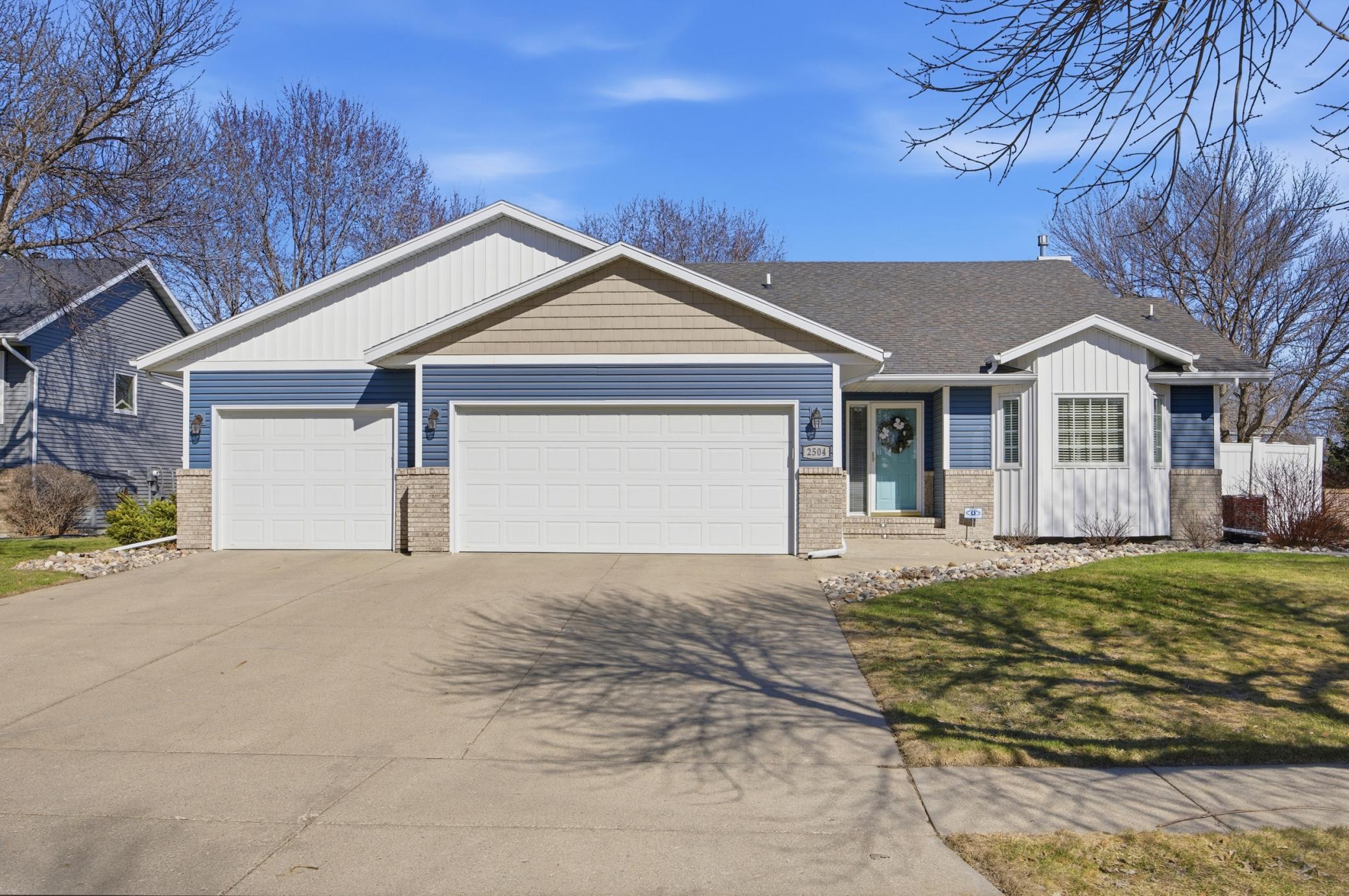 2504 33rd Street S Fargo ND 58103