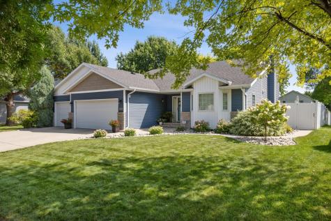 2504 33rd Street S Fargo ND 58103