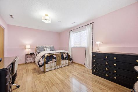 2504 33rd Street S Fargo ND 58103