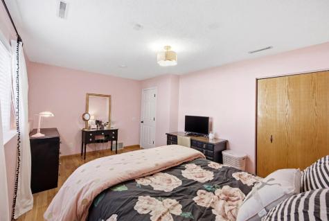2504 33rd Street S Fargo ND 58103