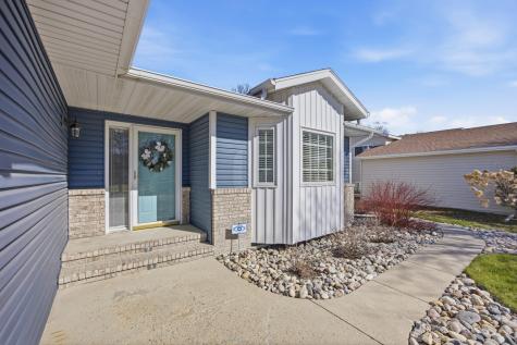 2504 33rd Street S Fargo ND 58103