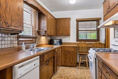 3509 Quail Avenue N Crystal MN 55422