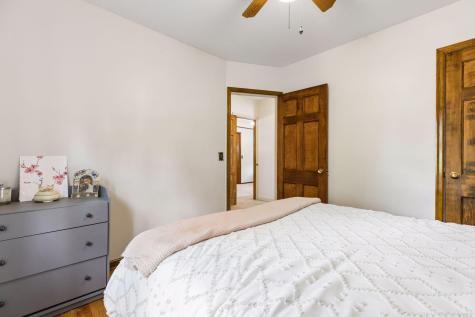 3509 Quail Avenue N Crystal MN 55422