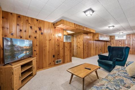 3509 Quail Avenue N Crystal MN 55422