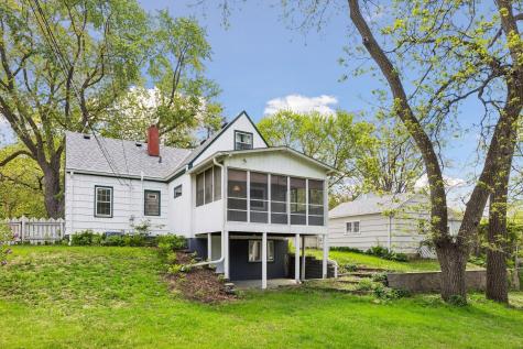3509 Quail Avenue N Crystal MN 55422