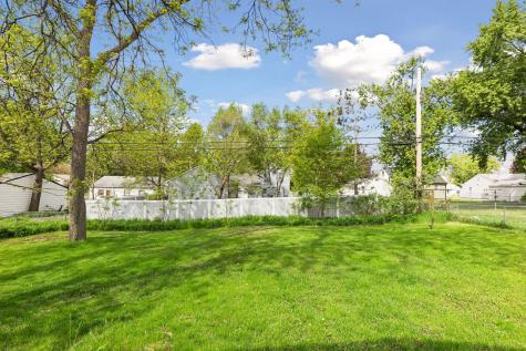3509 Quail Avenue N Crystal MN 55422