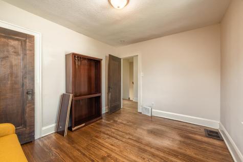 3242 Newton Avenue N Minneapolis MN 55412