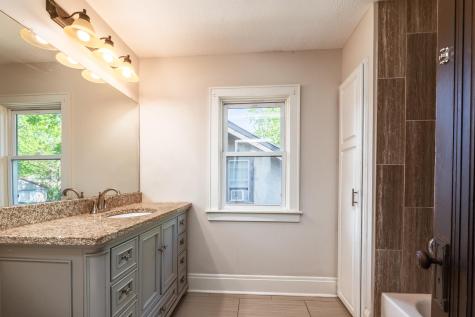 3242 Newton Avenue N Minneapolis MN 55412