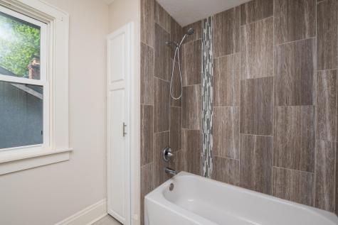 3242 Newton Avenue N Minneapolis MN 55412