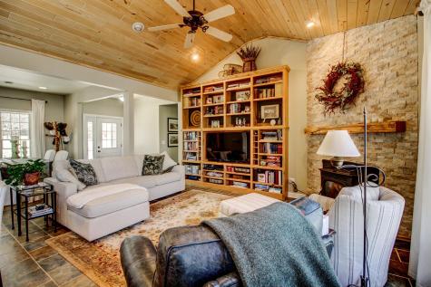 16735 Downey Drive Park Rapids MN 56470