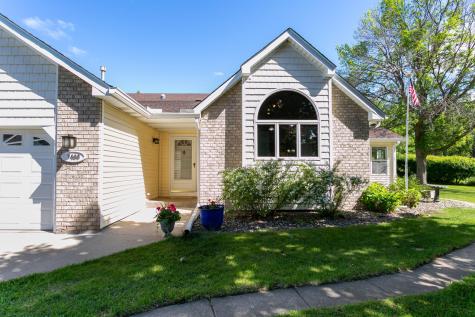 7488 Newbury Road Woodbury MN 55125
