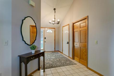 7488 Newbury Road Woodbury MN 55125