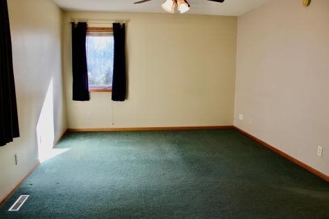 322 Oriole Avenue N Thief River Falls MN 56701