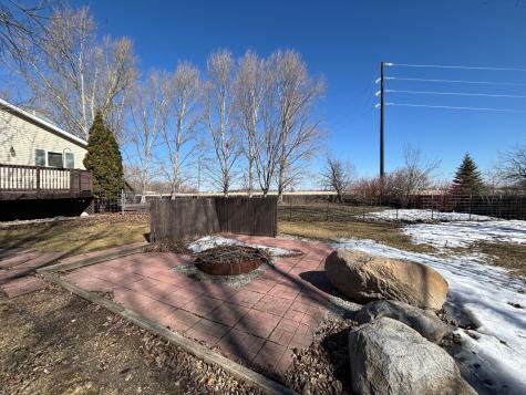 322 Oriole Avenue N Thief River Falls MN 56701