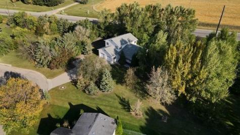 322 Oriole Avenue N Thief River Falls MN 56701