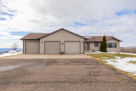 W1660 Maplewood Lane Alma WI 54610