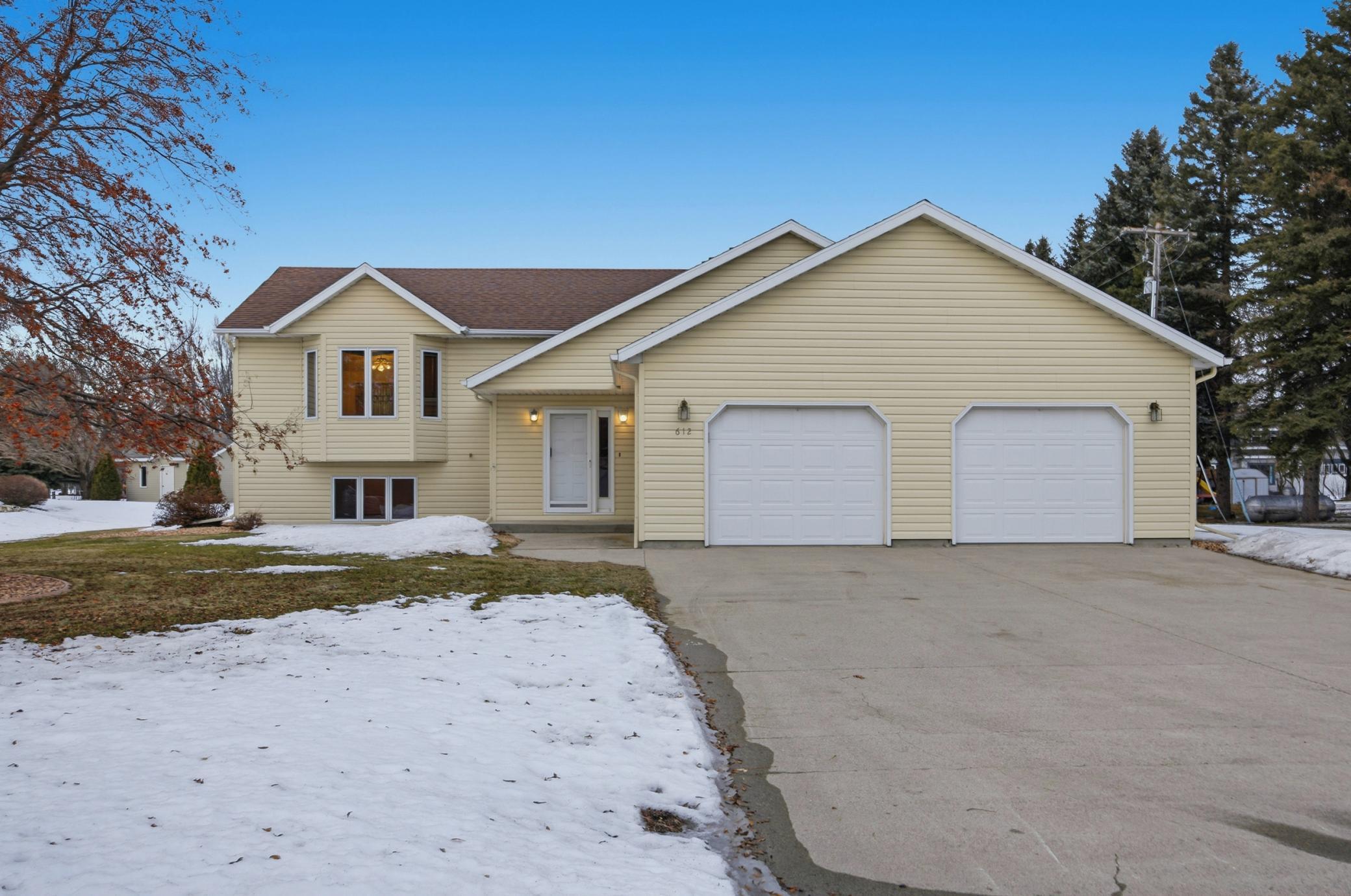 612 Fairway Drive Casselton ND 58012