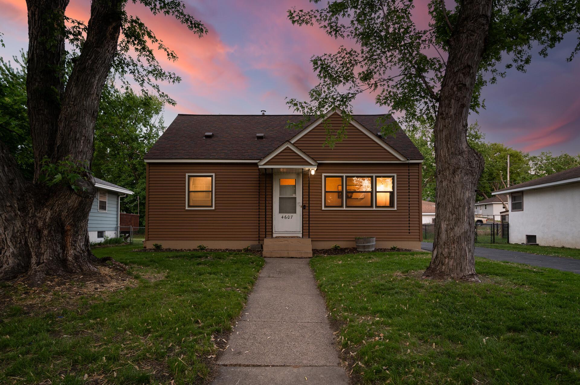 4607 Washington Street NE Columbia Heights MN 55421