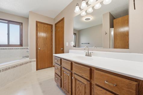 912 Juniper Avenue W Northfield MN 55057