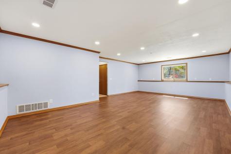 912 Juniper Avenue W Northfield MN 55057