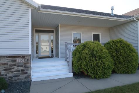 1101 Southcreek Avenue Glyndon MN 56547