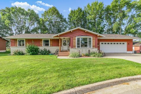 316 8th Street SE Freeport MN 56331