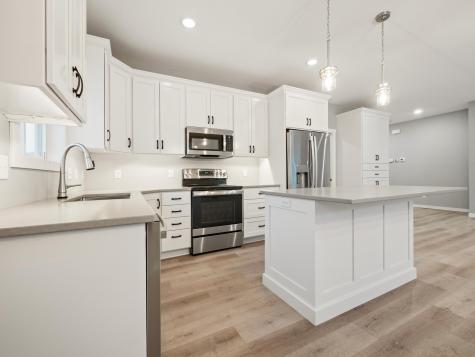 676 Voyager Drive Alexandria MN 56308