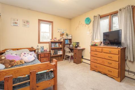 1807 N Mckay Avenue NE Alexandria MN 56308