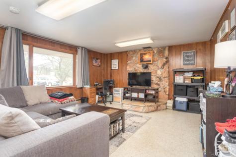 1807 N Mckay Avenue NE Alexandria MN 56308