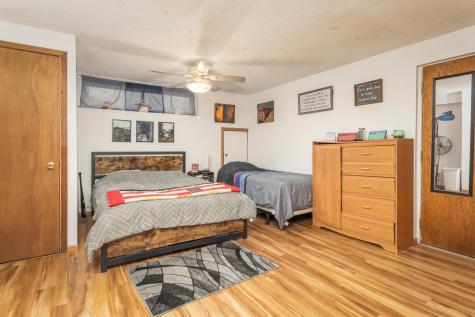1807 N Mckay Avenue NE Alexandria MN 56308