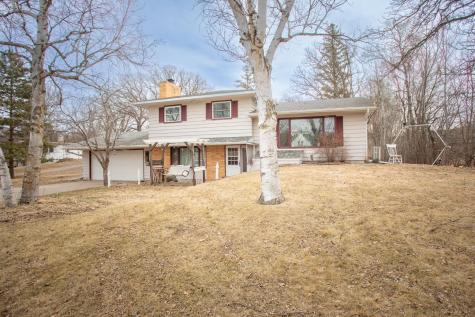 1807 N Mckay Avenue NE Alexandria MN 56308