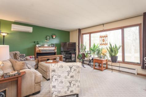 1807 N Mckay Avenue NE Alexandria MN 56308