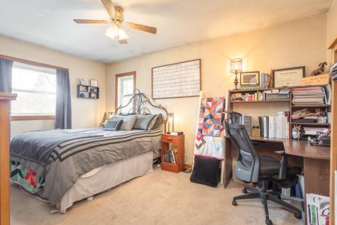 1807 N Mckay Avenue NE Alexandria MN 56308