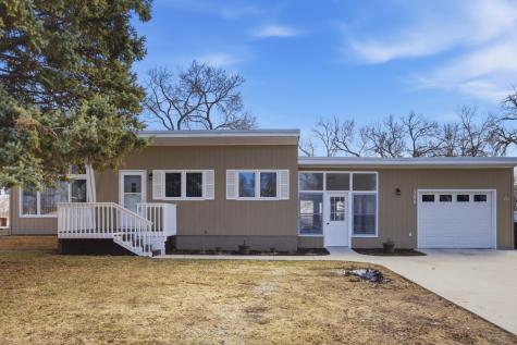 305 4th Street NE Dilworth MN 56529