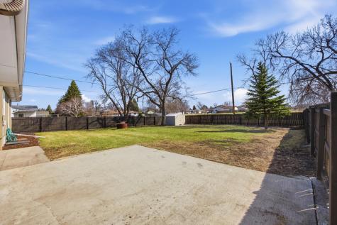 305 4th Street NE Dilworth MN 56529