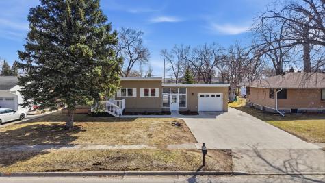 305 4th Street NE Dilworth MN 56529