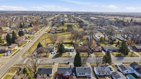 305 4th Street NE Dilworth MN 56529